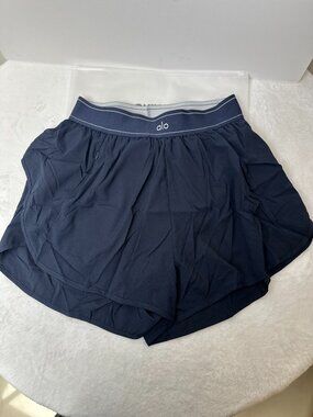 Women's ALO Yoga short athletic pants/yoga pants Size S